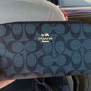 Coach medium black